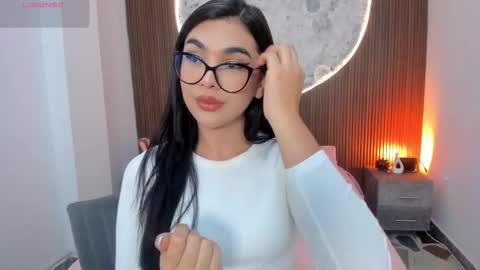 Rose online show from March 26, 1:04 pm