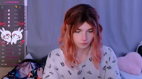  Alice  online show from March 8, 5:38 am