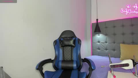 scarlet online show from March 20, 3:18 am