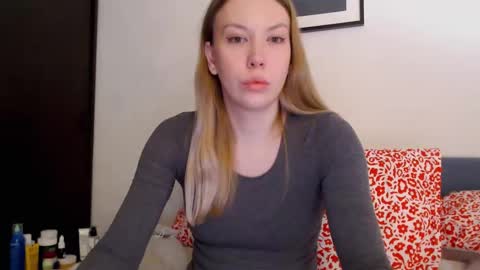 Scarlett online show from January 6, 6:12 pm