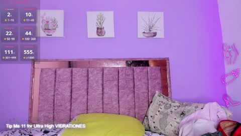 selene_cute05 online show from June 1, 10:22 pm