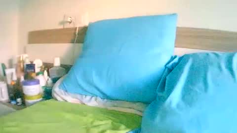 Snapshot of sensualnatasha chatting on October 24, 3:17 pm sensualnatasha online show from October 24, 3:17 pm