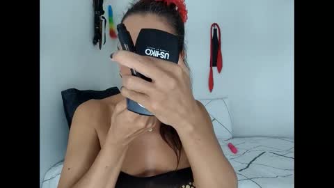 sephorandmonell online show from March 17, 6:54 pm