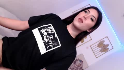 Lexie online show from December 19, 6:01 pm
