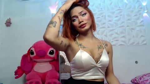 Snapshot of sexyhotbabe18 chatting on September 13, 6:57 pm sexyhotbabe18 online show from September 13, 6:57 pm