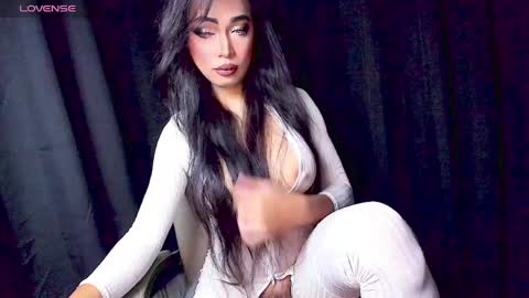 April online show from April 1, 6:38 pm