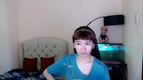 SHANTA FOX  s online show from April 13, 1:09 am