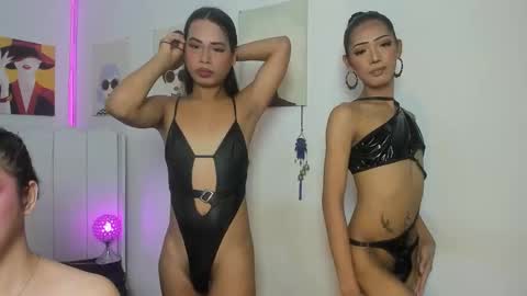 JiwelLyra online show from January 16, 2:31 am