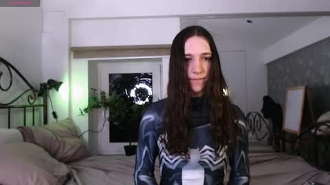 silvermuse online show from March 8, 12:06 am