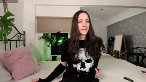 silvermuse online show from March 15, 8:12 pm