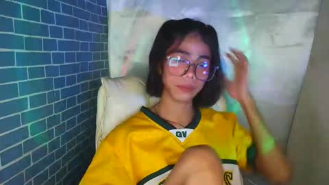 sluttypatotie online show from September 17, 6:57 pm