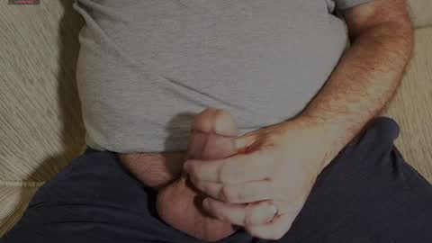 Snapshot of snookieq chatting on December 25, 9:33 pm MISS SISSY CHERI online show from December 25, 9:33 pm