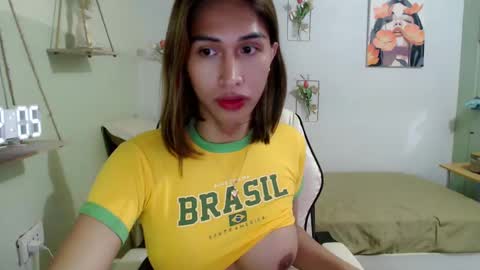 snow_2000 online show from December 12, 3:59 pm