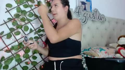 sofia online show from April 19, 6:14 am