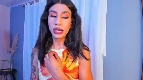 Sofi online show from November 1, 5:10 pm