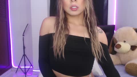   online show from January 28, 10:23 pm