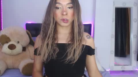   online show from February 27, 9:58 pm