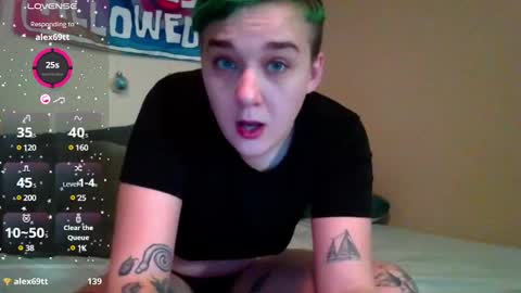 Day online show from December 12, 3:37 pm