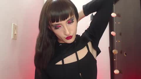 Sophie online show from February 2, 10:06 pm