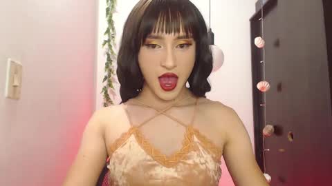 Sophie online show from February 11, 10:18 pm