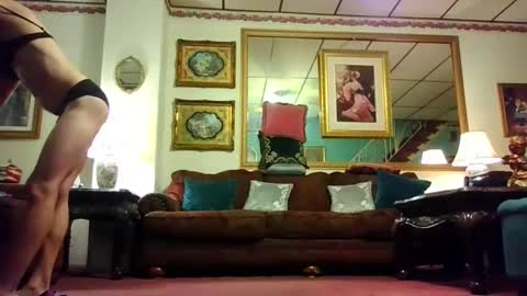 Snapshot of stacilegs chatting on October 28, 2:20 am StaciLegs online show from October 28, 2:20 am