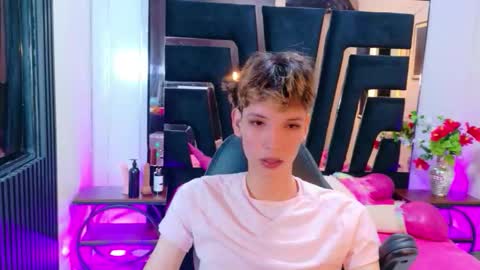 stefany piink online show from March 21, 1:16 pm