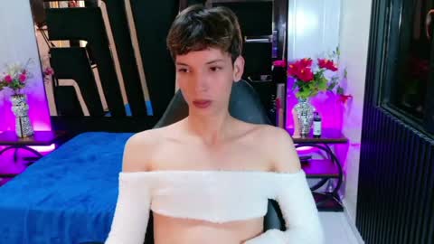 stefany piink online show from April 16, 12:17 pm