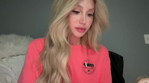 Stella Bella online show from February 7, 8:55 am