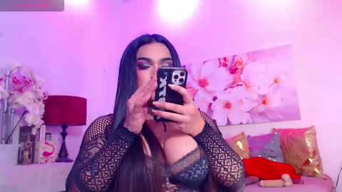 CALL ME STELLA online show from February 16, 10:35 am