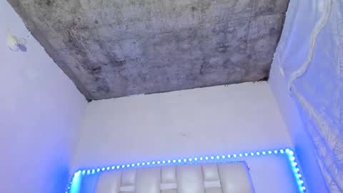 Anny online show from March 15, 6:16 am