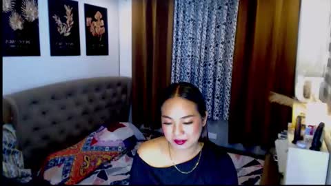 studqueendomi online show from April 19, 6:10 pm