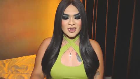 JADE ELYSE online show from December 2, 5:10 pm