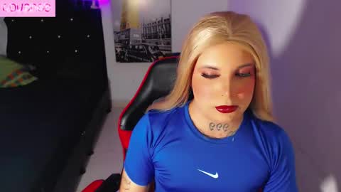 Snapshot of susej_exotic69 chatting on September 28, 11:59 pm ale online show from September 28, 11:59 pm