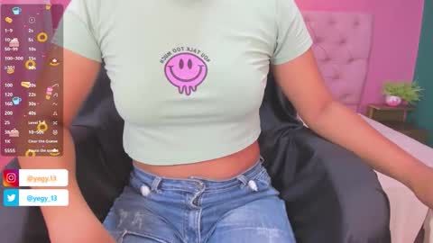 Yeileen online show from November 30, 7:49 pm