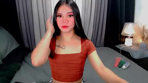 bea takashi  online show from February 4, 5:23 am