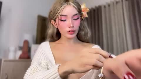 Candy online show from February 18, 6:26 pm