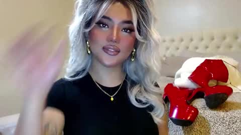 Lena online show from January 24, 2:08 pm