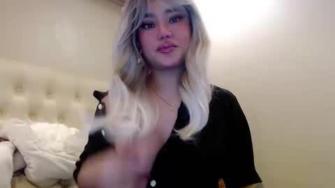 Lena online show from February 20, 2:57 pm