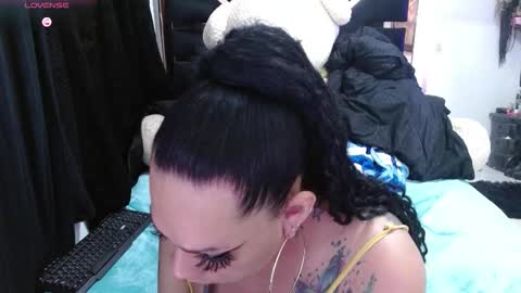 talianha online show from March 25, 3:01 am