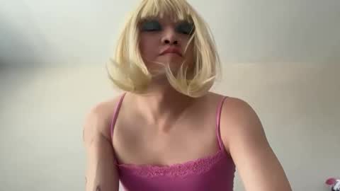 taliselover online show from October 15, 3:45 pm