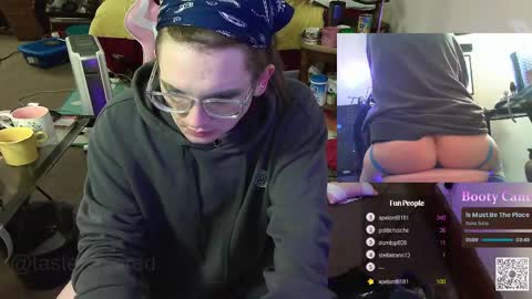 Snapshot of tasteflavored_femboy chatting on February 24, 8:25 pm Taste online show from February 24, 8:25 pm