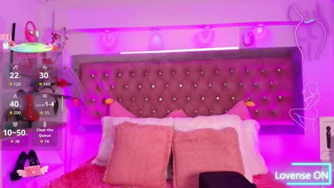 Snapshot of tayzon_foxxx chatting on October 14, 1:01 pm Sofia online show from October 14, 1:01 pm