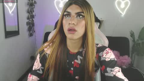 tefy_bratz online show from March 2, 2:04 pm