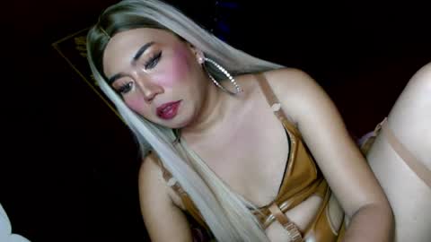 temptressxx_69 online show from July 18, 4:14 pm