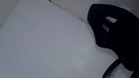 Snapshot of tgirl_luna69 chatting on January 29, 12:33 am Luna online show from January 29, 12:33 am