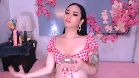 Thalia online show from November 1, 5:21 pm