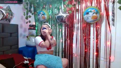 the_lesbian_game online show from December 22, 7:18 pm