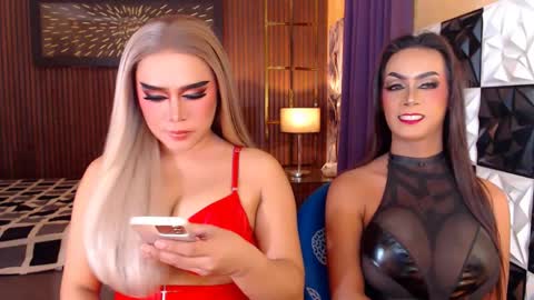 Paula online show from April 11, 8:34 pm