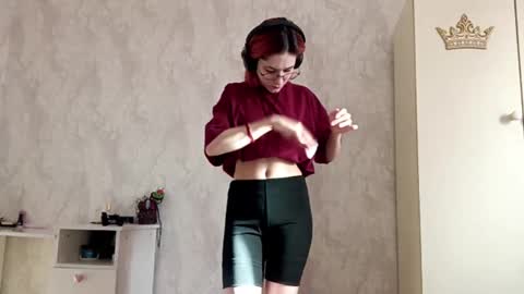 Lina online show from December 15, 8:43 am