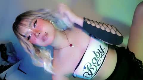 tight_elliana online show from March 20, 10:11 pm